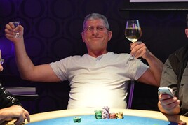 MicroMillion: Den 1D pod nadvládou pokerového doyena Bédy Třísky!