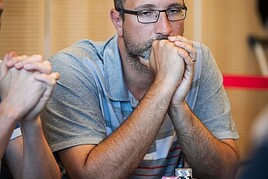 Slováci řádili na Poker EM. Yegon a Sebelédi na finálových stolech!