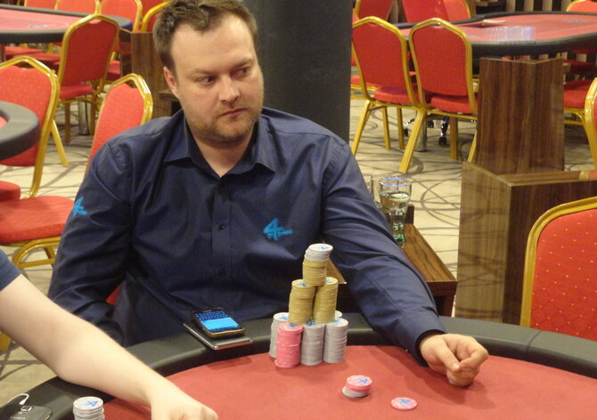 Moravia Cup: Druhý největší event pokerového festivalu nejlépe rozehrál Roman Papáček!