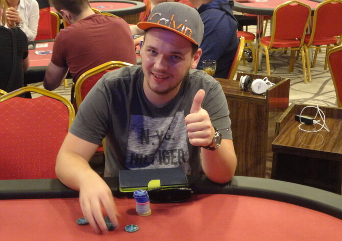 Poker Fever Cup rozehráli nejlépe Jánošík s Michalem Falářem