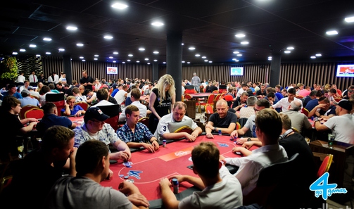 2872016_redbet_main_event_1a_6_20160728_1582438380