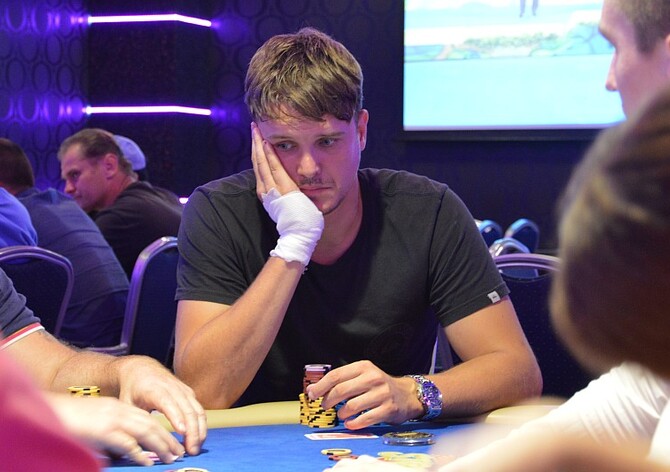 RebuyStars 1M GTD: V &quot;déčku&quot; kraloval Richard Hlom, Turbo pořešilo duo Švec-Mital