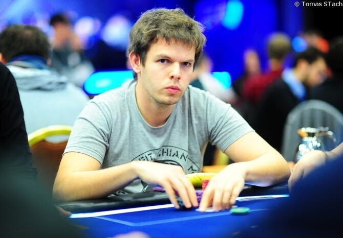 Kdo je kdo na streamovaném &quot;podsvíceňáku&quot; €2K Estrellas High Rolleru