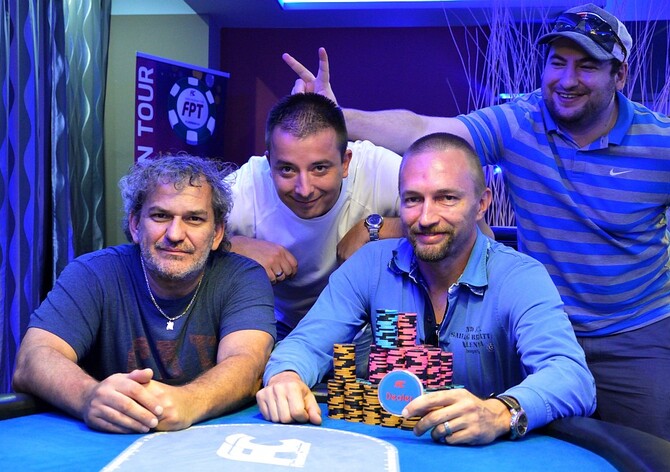 Brandýský FPT Event Bigger 50K GTD dealnuli v heads-upu Martin Hrubý a Toni Paride