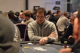 King&#039;s 888Live Main Event den 1B: Forman, Berka a Jelínek v TOP10