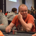 Do třetího dne Main Eventu WSOPC postoupil z Čechů už jen Petr Targa