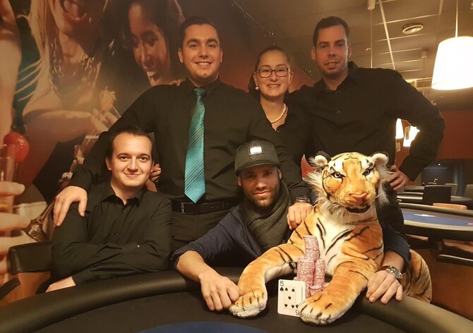 Listopadová super serie v teplickém Showdownu míří do finále