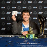Zúčastní se Leon Tsoukernik letošního $300K Super High Roller Bowlu?
