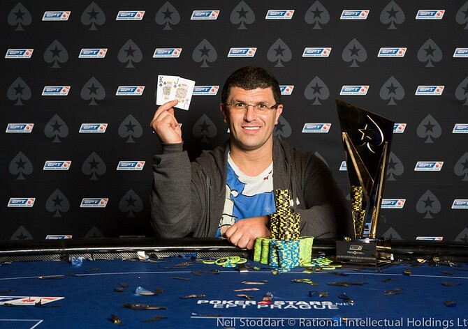 Zúčastní se Leon Tsoukernik letošního $300K Super High Roller Bowlu?