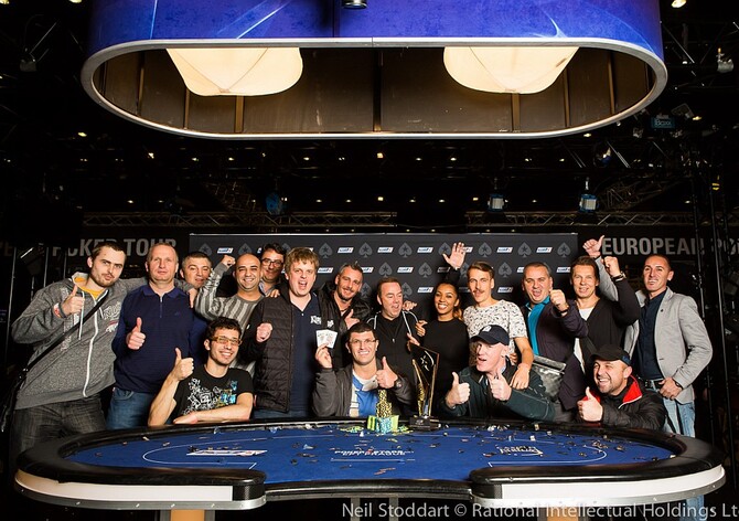 Velký triumf – Leon Tsoukernik kraloval v historicky posledním Super High Rolleru EPT
