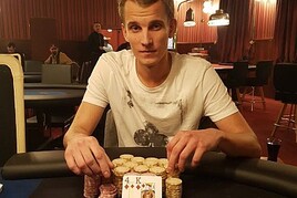 Úvodní díl prosincové super serie v teplickém Showdownu ovládl Kuba Smeták