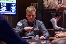 Aussie Millions: Vojtěch Růžička s Jiřím Nogou postoupili do třetího dne Main Eventu!