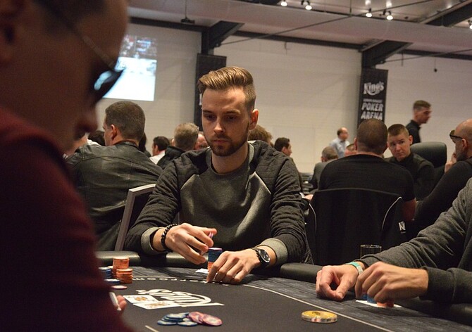 King's Main Event Classic: Ve dni 1A si nejlépe z našich vedl Milan Čaniga