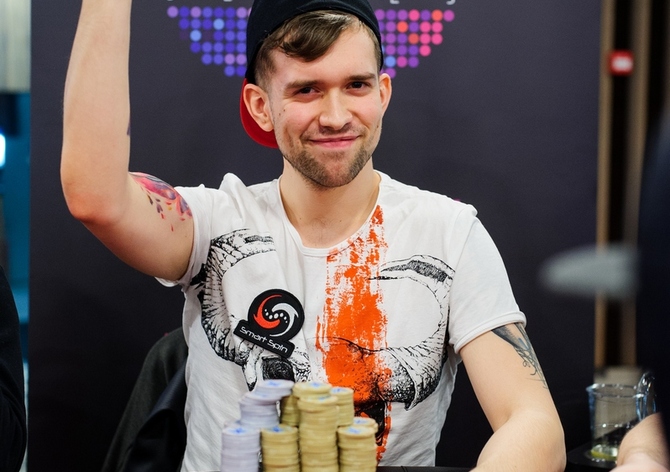 G4G Poker Fever: Kajetan Masiewicz chipleaderem po dni 2, Duda drží český prapor