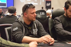 King&#039;s: Marek Lux mezi TOP3 dne 1B Main Eventu GPD