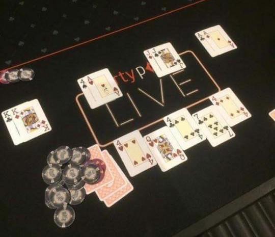 V King&#039;s odstartovala DPT. V kurzu byla především kombinace A-4