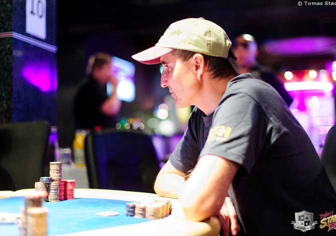 PSC Barcelona Main Event: Čtyři Češi a jeden Slovák dnes zabojují o ITM