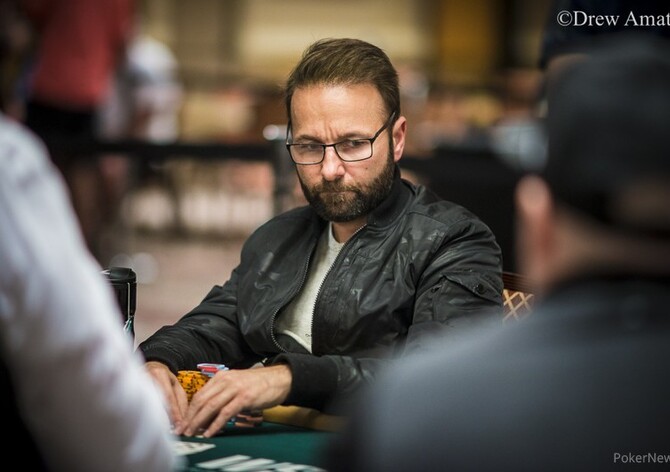 WSOP: Horák, Staszko a Čelikovský v penězích, Negreanu tlačí ve $50K PPC