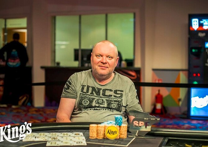 King's SPF: Táborský rozjel dobře Main Event, Targa pořešil další OFC!
