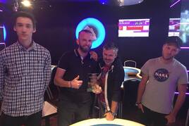 Hvězdně obsazený High Roller v Rebuy Stars skončil dealem