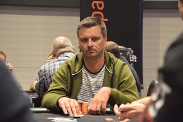 King&#039;s SharkBay Main Event €500K GTD: Českou družinu vede Jaroslav Mandík
