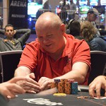 King&#039;s: Overlay ve Warm-upu Sunday Millionu? Z Čechů prošel &quot;béčkem&quot; pouze Petr Targa