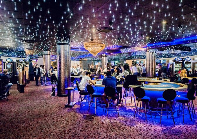 Kdo se stane posledním šampiónem roku 2018? Banco Casino Mini Masters €50.000 GTD startuje od středy
