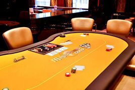 Poker cash game v Grandioru  -  soutěž o 200.000 Kč z věrnostního programu je v plném proudu!