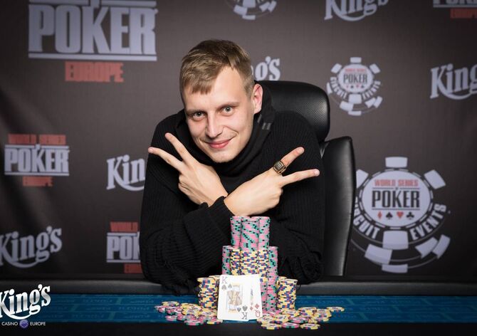 Andrej Desset je druhým slovenským šampionem WSOPC! Kraloval v Oktoberfestu