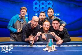 WSOPE: Náramek z High Rolleru putuje do Skotska zásluhou Nialla Farrella
