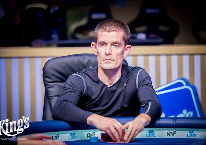 Gus Hansen prohrál v King&#039;s €500K pot, přesto neodjížděl v minusu