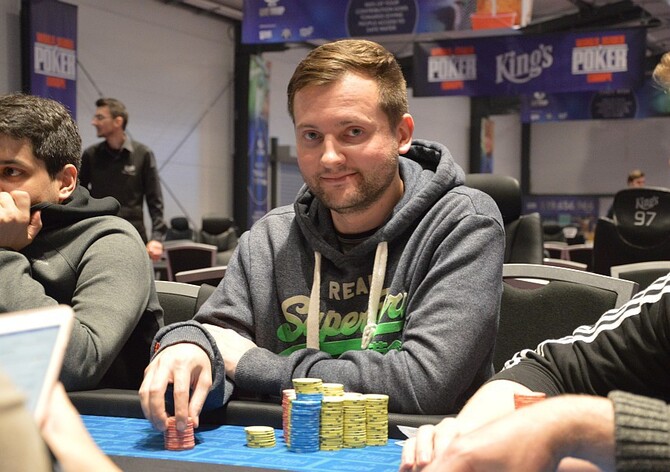 WSOPE Rozvadov: Michal Mrakeš postupuje do čtvrtého dne s double-průměrem!