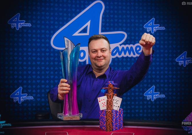 Pětimilionový Poker Fever ovládl místní král Roman Papáček