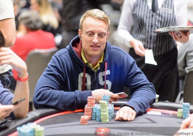 Výkon mizernej, štěstí solidní. Vlasta Pustina si zahraje také pátý den Main Eventu WSOP!