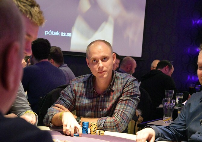 RebuyStars: 2day Million chipleaduje po prvním dni David Eiselt