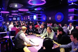 RebuyStars: Pondělní čtvrtmilion na Lukách zakončen 3-way dealem