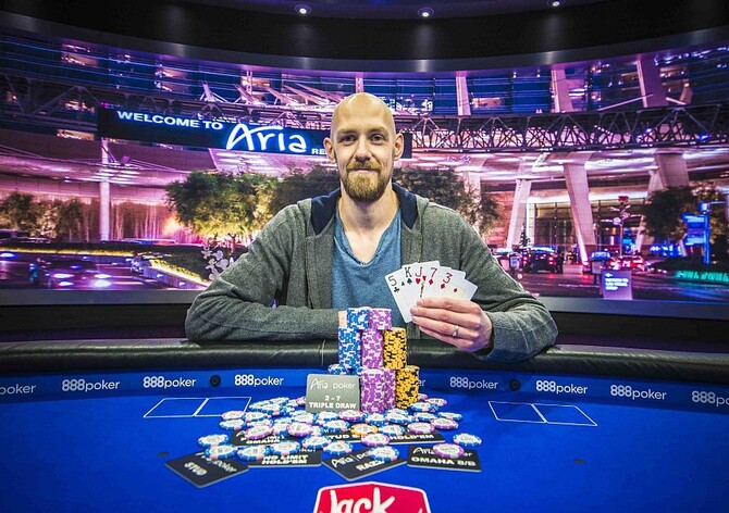 USPO: Stephen Chidwick vyhrál druhý turnaj v řadě a jde si pro titul!
