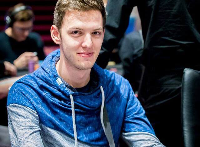 Main Event EPT: Sítem druhého dne prošel i Honza Bednář!