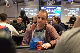 ME WSOP den 1C: Český chipleader Robert Kokoška a 11 dalších českých postupů