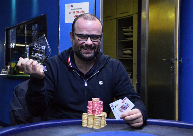 Hvězdný heads-up: Únorový High Roller v Showdownu pro Lukáše Záškodného!