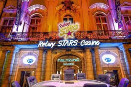 Xmas Poker 5M: Prizepool se pozvolna plní, po dni 1D vybrána jedna třetina