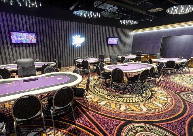 Rebuy Stars Kladno: V listopadu v Oaze ČPT, PKO, zabijačka i 1day 1Million