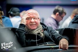 Czech Poker Masters: Po sedmi flightech se na absolutní chiplead vyhoupl Teodor Popovič