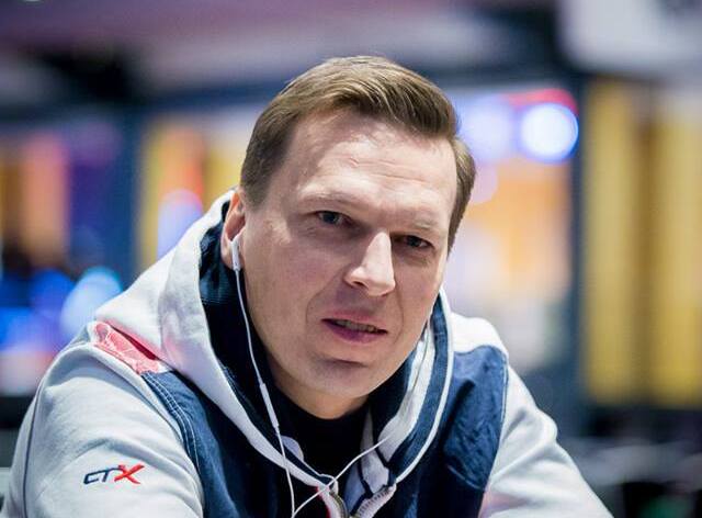 Rozvadov: Z druhého flightu King's Celebration Cup postupuje Luděk Dytrt