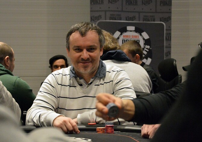 WSOP: Čtyři Češi ve druhém dni Colossusu, Martin Staszko postupuje v Dealer's choice