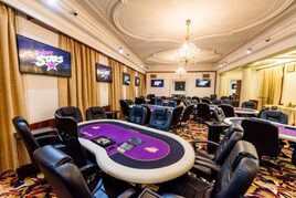 Xmas Poker 5M: Páteční flight v Savarinu vyprodukoval tucet postupujících