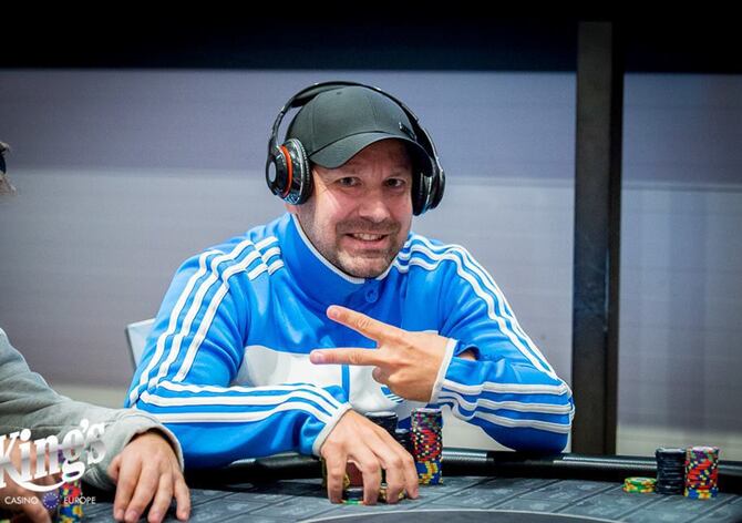 pp Grand Prix Million €1M GTD: Z CZSK zářili ve dni 1C nejvýše Komorný s Ondejkou