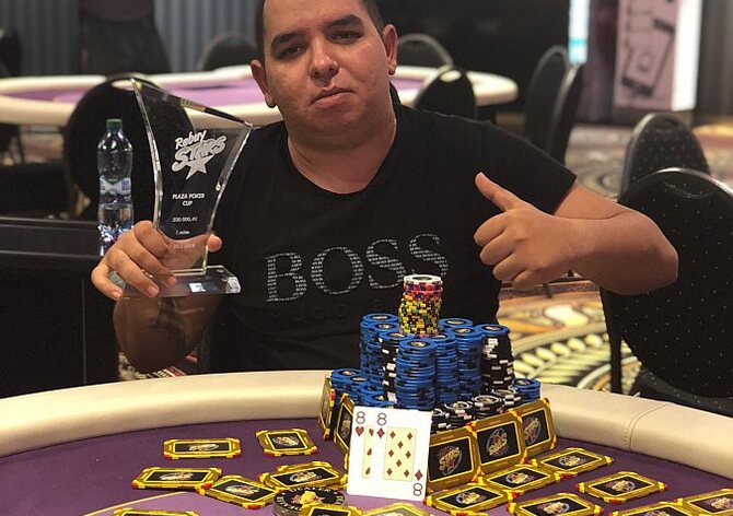 Doplácený Plzeň Plaza Poker Cup ovládl po dealu Josef Lakatoš