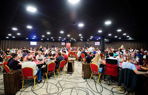 Červen v Go4games Hodolany – Pokerový nářez s garancí 4.000.000 Kč!