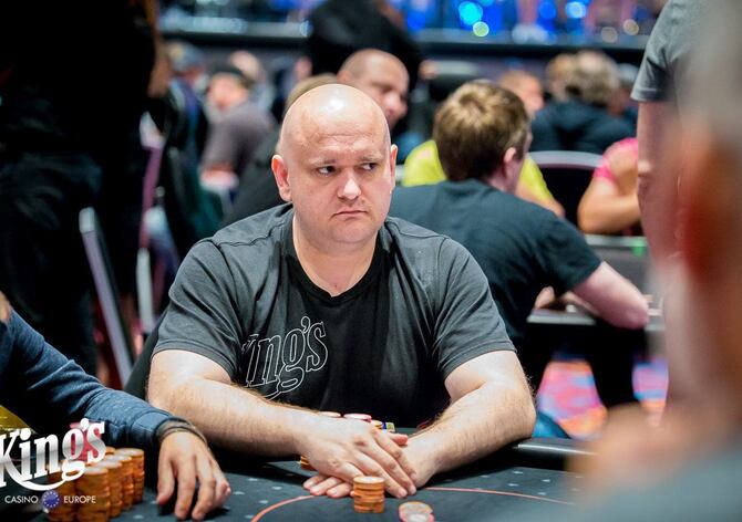 Rozvadov EPSC €300K GTD: Slovák eMKey jde do finále!